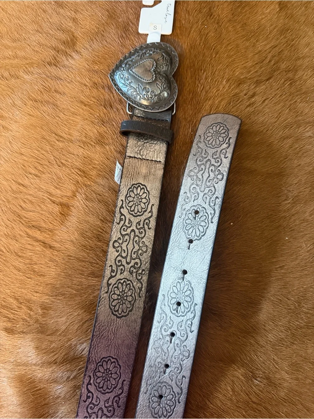 NWT True Love Vintage-Style Western Belt with Heart Buckle – Size Small